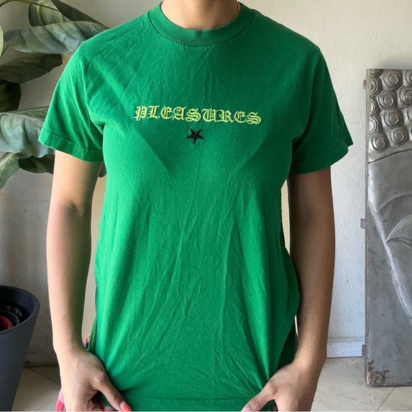 Pleasures Green Tee - Picture 1 of 1